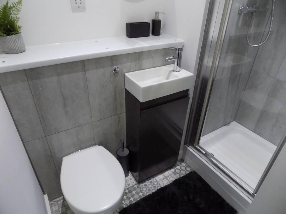 2 Bedroom Luxury City Centre Apt لينكولن المظهر الخارجي الصورة